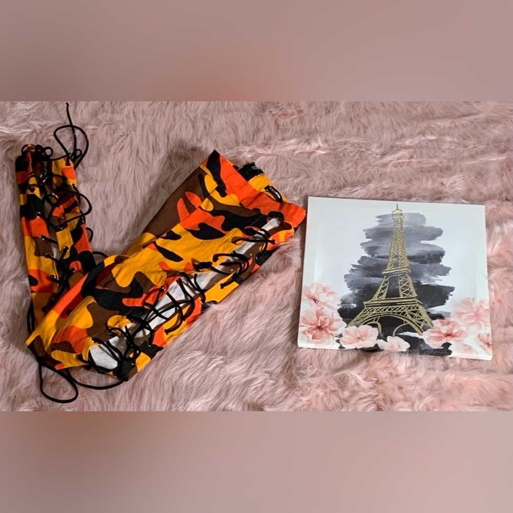 Women’s Camouflage Lace-Up Pants